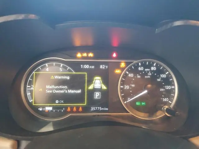 2022 NISSAN VERSA SV  