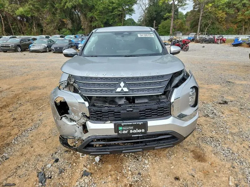 2023 MITSUBISHI OUTLANDER ES  