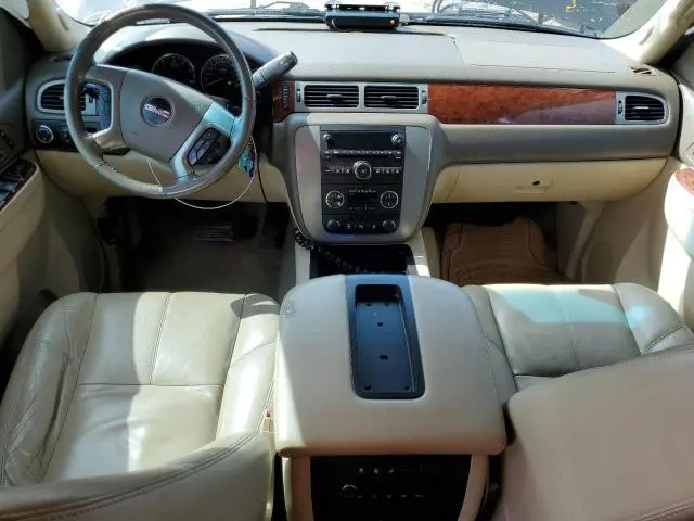 2013 GMC YUKON XL C1500 SLT  