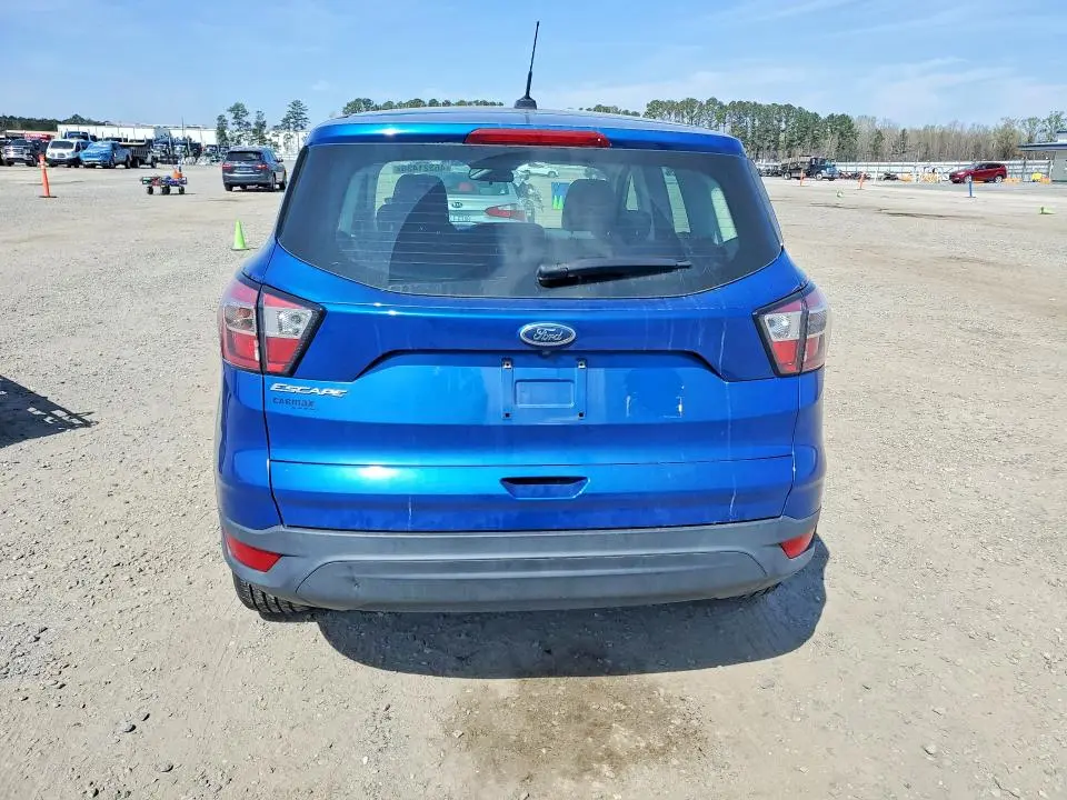 2017 FORD ESCAPE S  