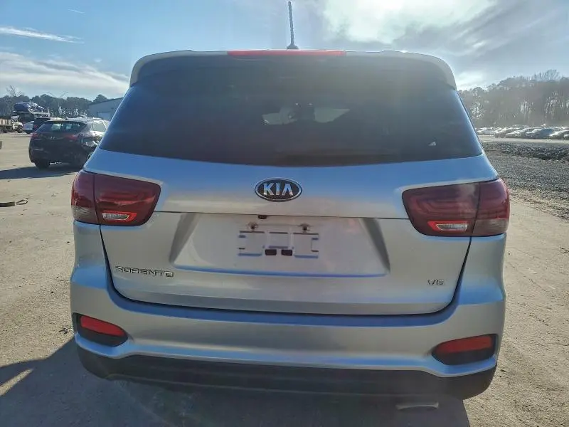 2019 KIA SORENTO LX V6  