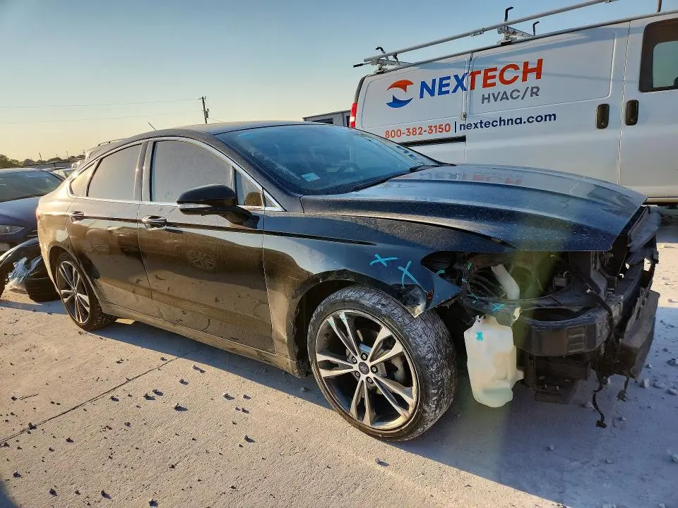2017 FORD FUSION TITANIUM  