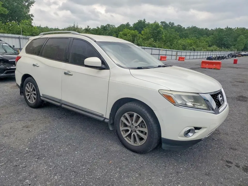 2014 NISSAN PATHFINDER SL  