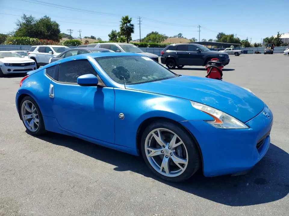 2011 NISSAN 370Z BASE  