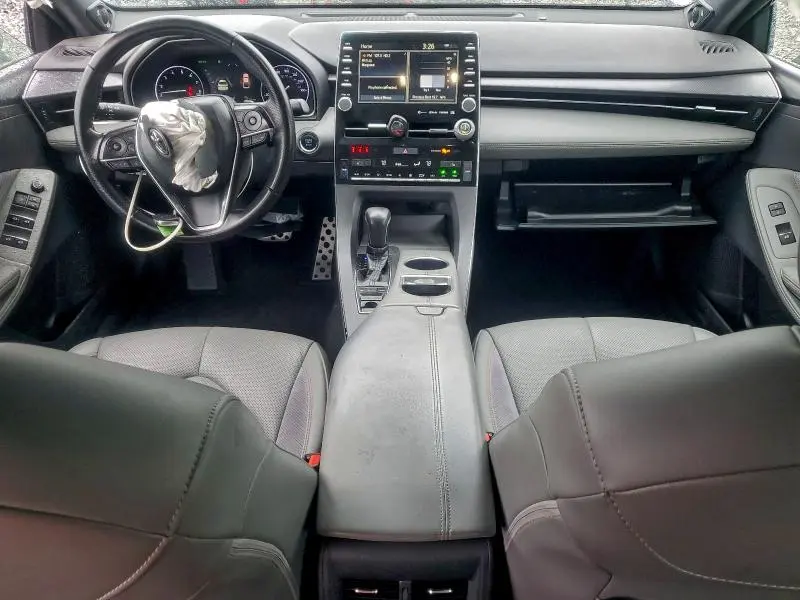 2019 TOYOTA AVALON XLE  