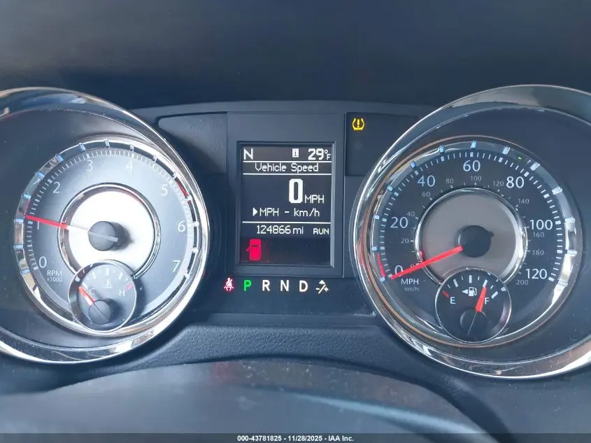 2016 CHRYSLER TOWN & COUNTRY TOURING