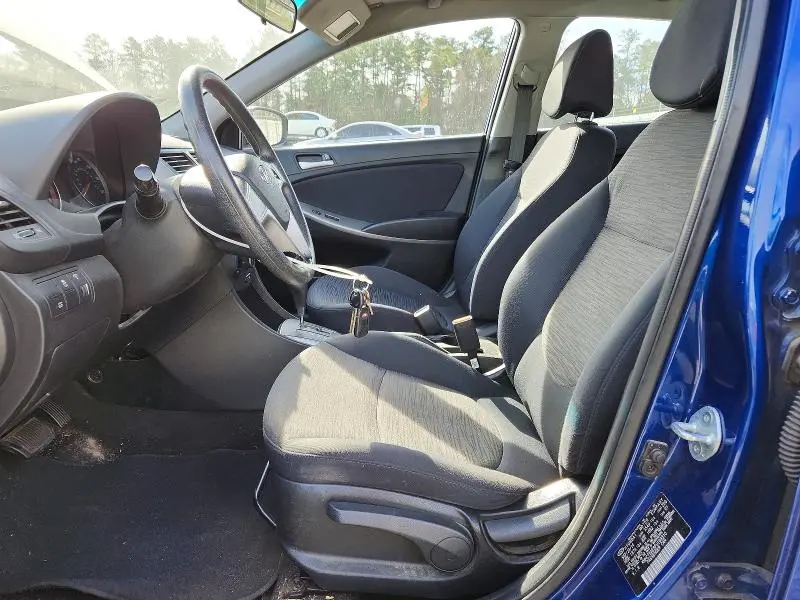 2015 HYUNDAI ACCENT GS  