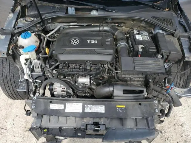 2017 VOLKSWAGEN PASSAT SE  