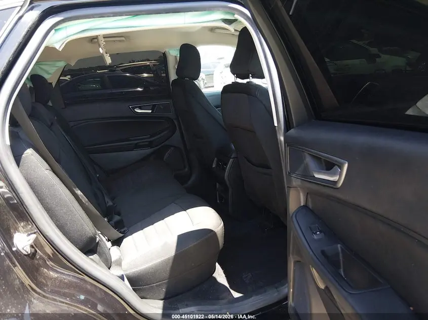 2021 FORD EDGE SE