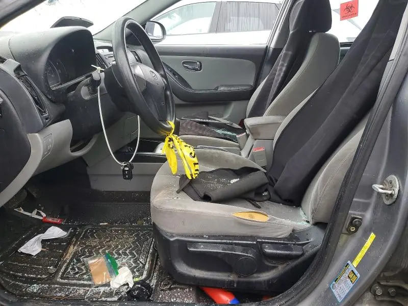 2010 HYUNDAI ELANTRA BLUE  