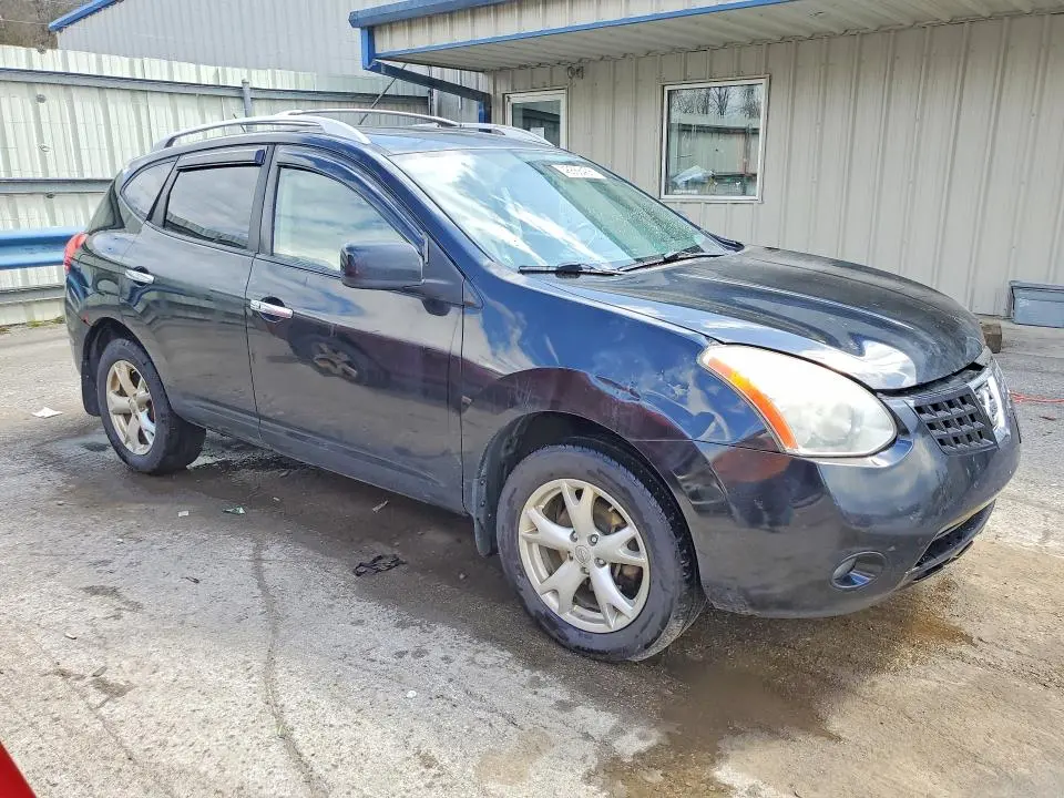 2010 NISSAN ROGUE S  