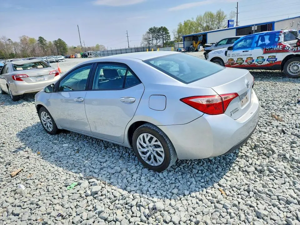 2017 TOYOTA COROLLA   