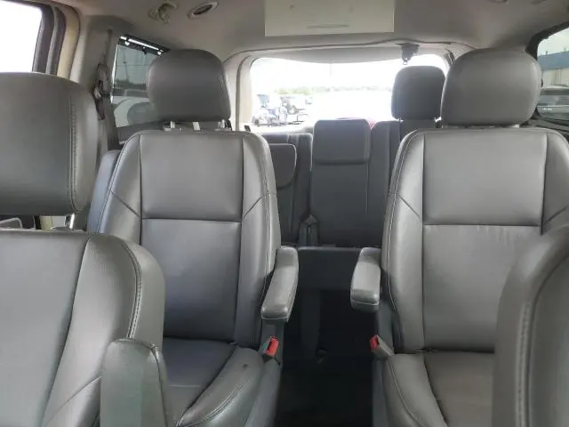 2011 VOLKSWAGEN ROUTAN SE  
