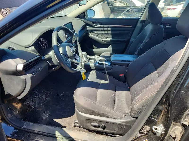 2021 NISSAN ALTIMA SV  