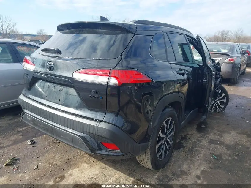 2024 TOYOTA COROLLA CROSS HYBRID SE