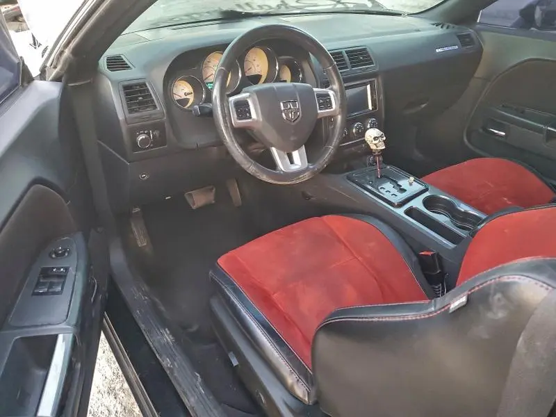 2013 DODGE CHALLENGER SXT  