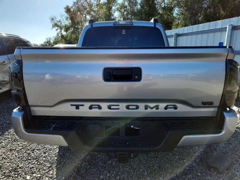 2018 TOYOTA TACOMA DOUBLE CAB  
