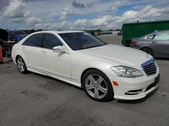 2010 MERCEDES-BENZ S 550  