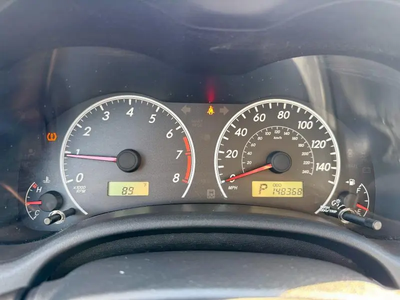 2013 TOYOTA COROLLA BASE  