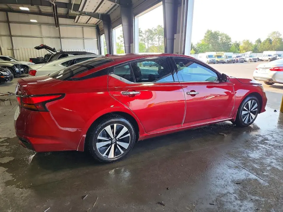 2020 NISSAN ALTIMA SV  