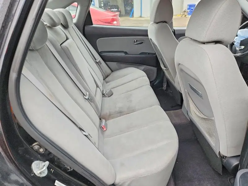 2010 HYUNDAI ELANTRA SE  