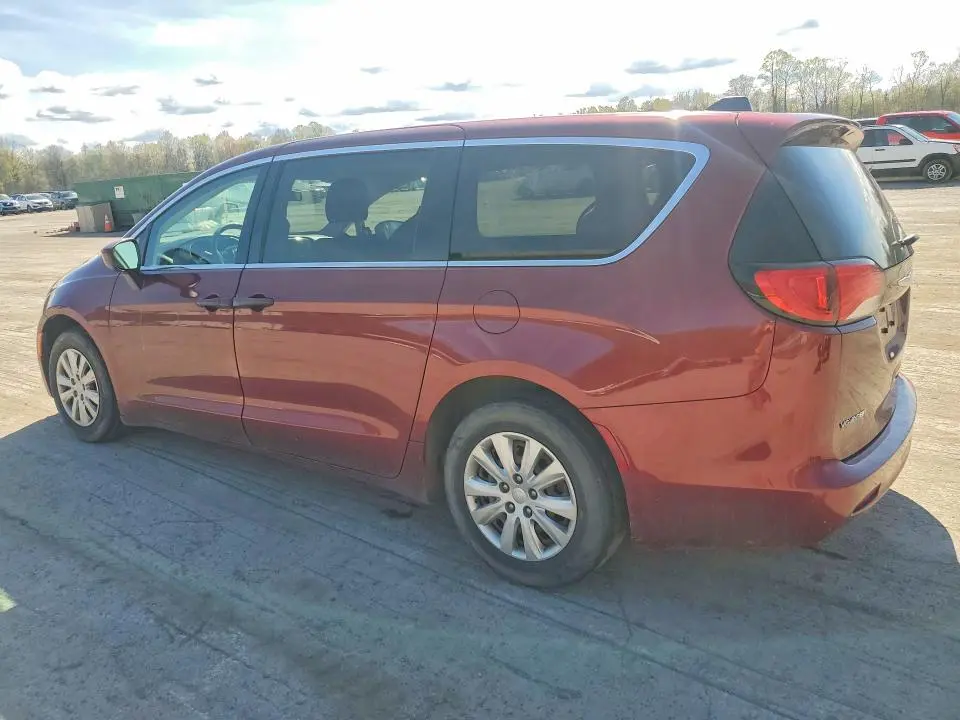 2020 CHRYSLER VOYAGER L  