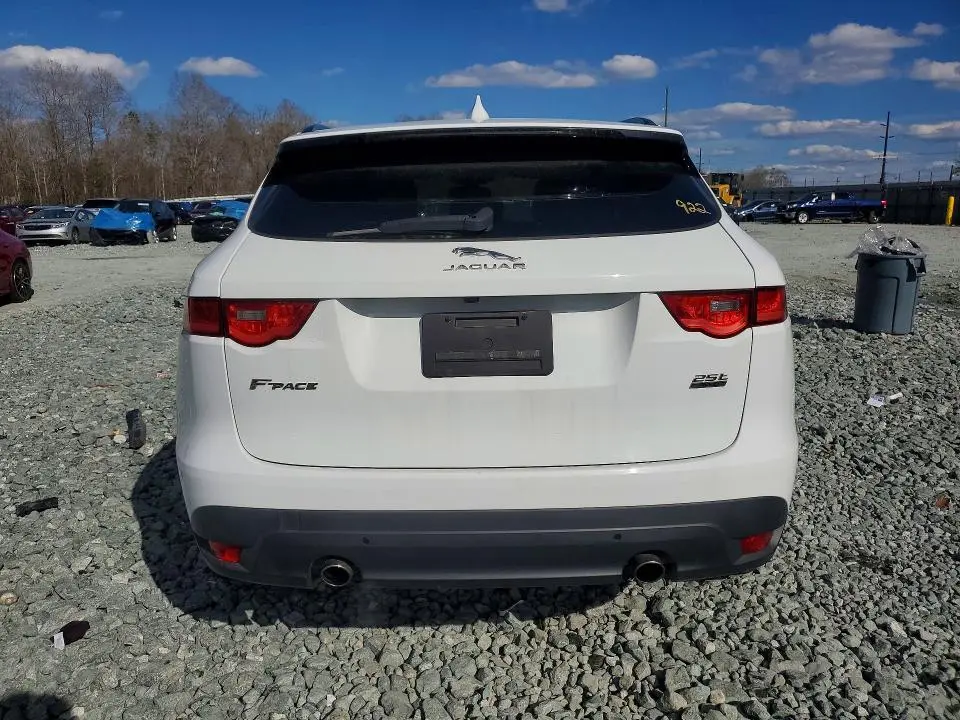 2018 JAGUAR F-PACE PREMIUM  