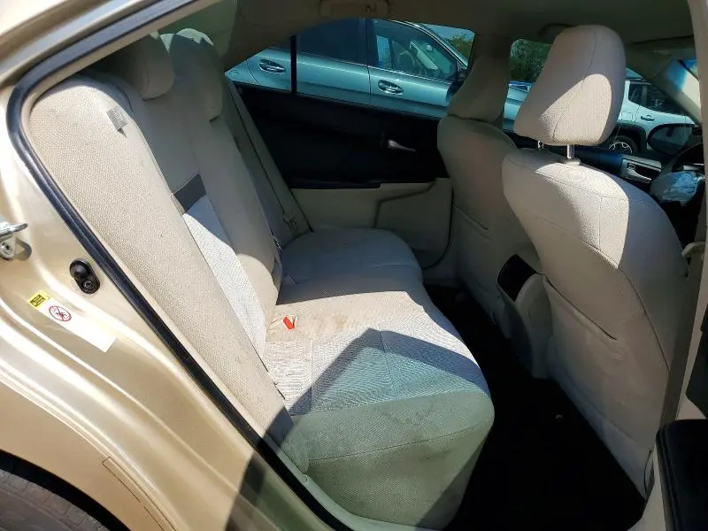 2012 TOYOTA CAMRY LE  