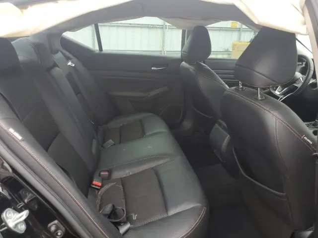 2021 NISSAN ALTIMA SR  