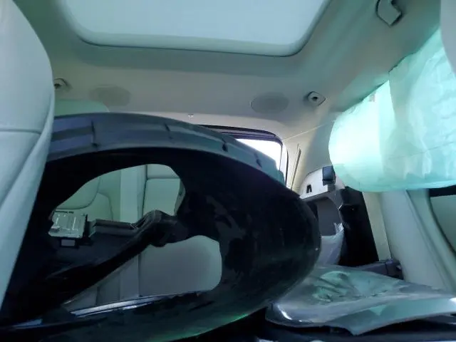 2023 VOLVO XC60 PLUS  