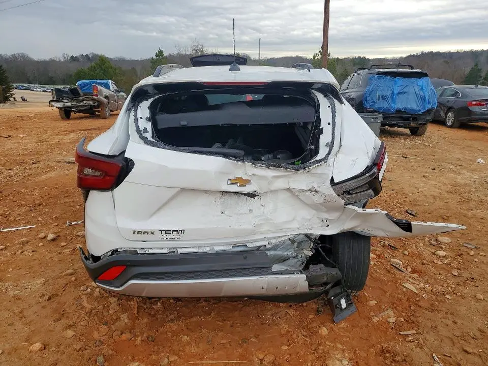 2025 CHEVROLET TRAX 1LT  