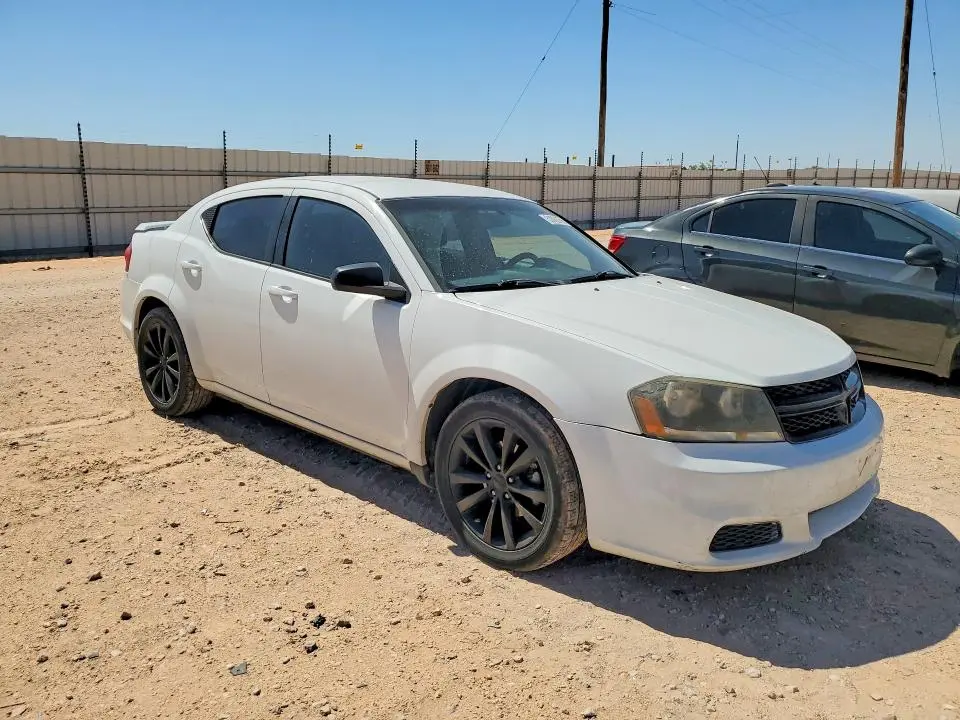 2014 DODGE AVENGER SE  