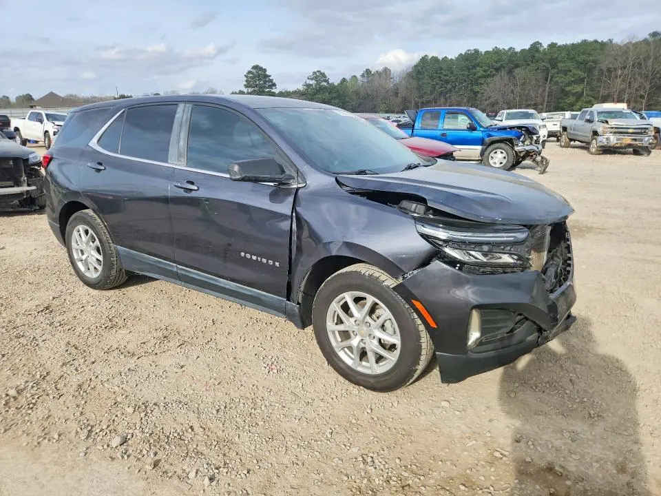 2022 CHEVROLET EQUINOX LT  