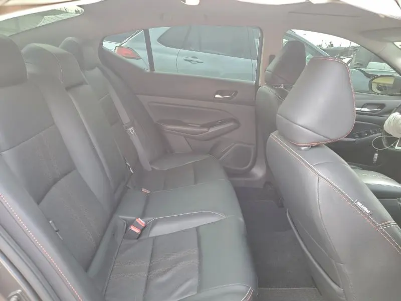 2024 NISSAN ALTIMA SR  