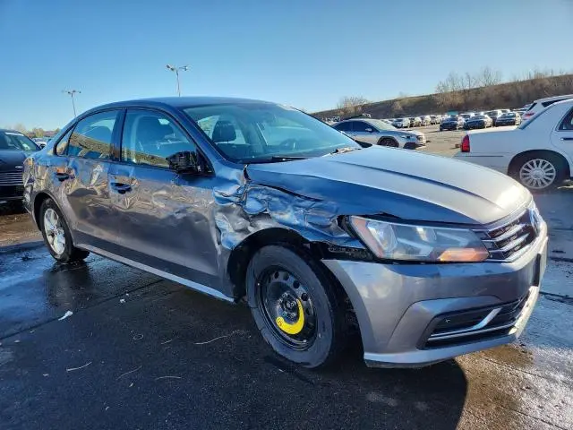 2018 VOLKSWAGEN PASSAT S  