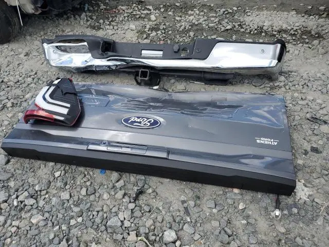 2024 FORD F150 LARIAT  