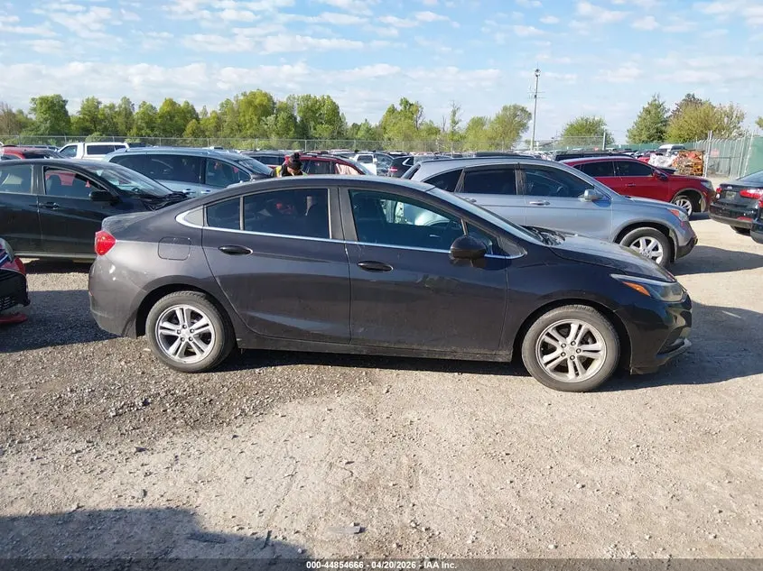2017 CHEVROLET CRUZE LT AUTO