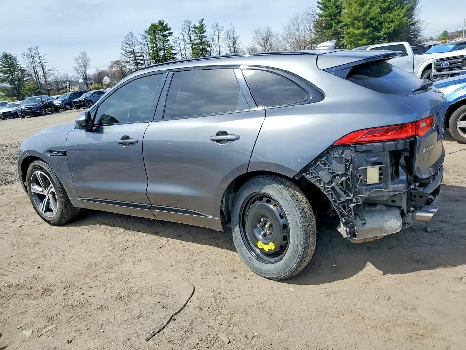 2017 JAGUAR F-PACE R - SPORT  