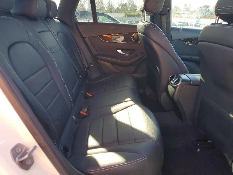 2017 MERCEDES-BENZ GLC 300 4MATIC  