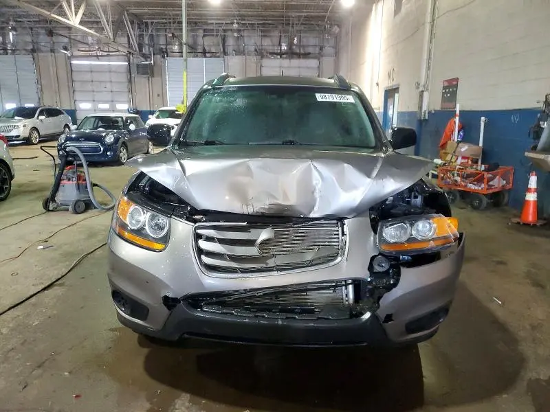 2011 HYUNDAI SANTA FE GLS  