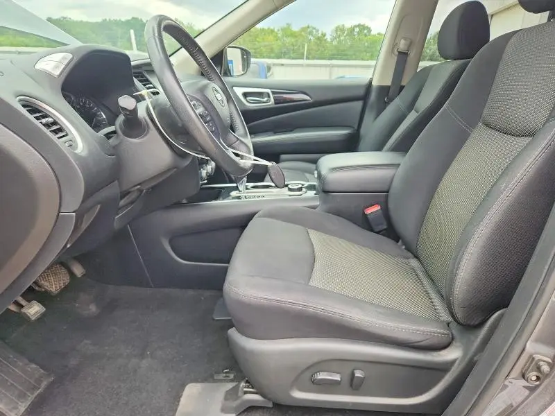 2019 NISSAN PATHFINDER SV  