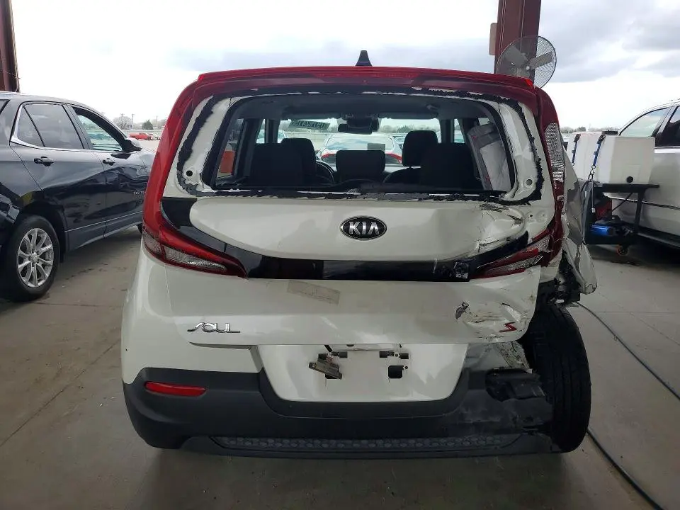 2021 KIA SOUL S  