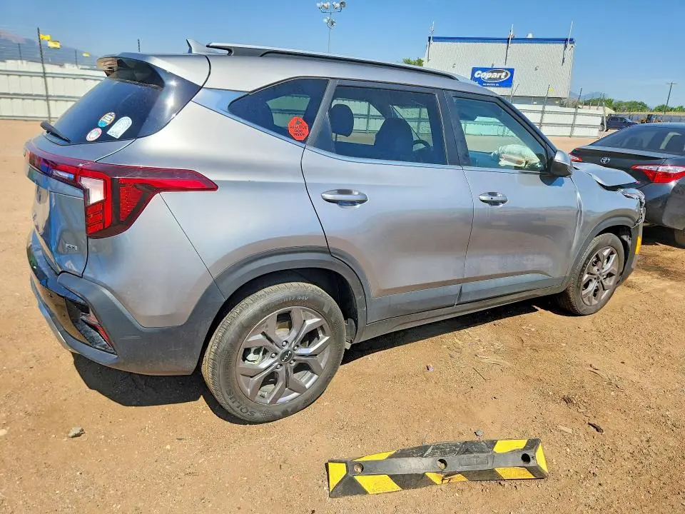 2024 KIA SELTOS S  