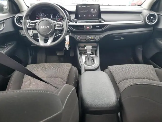 2023 KIA FORTE LX  