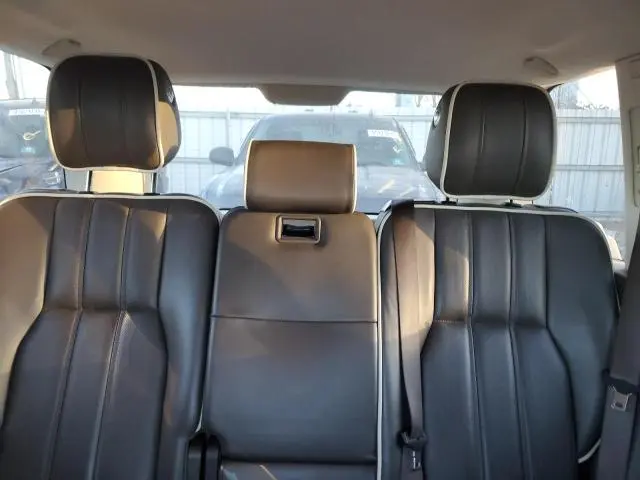 2011 LAND ROVER RANGE ROVER HSE LUXURY  