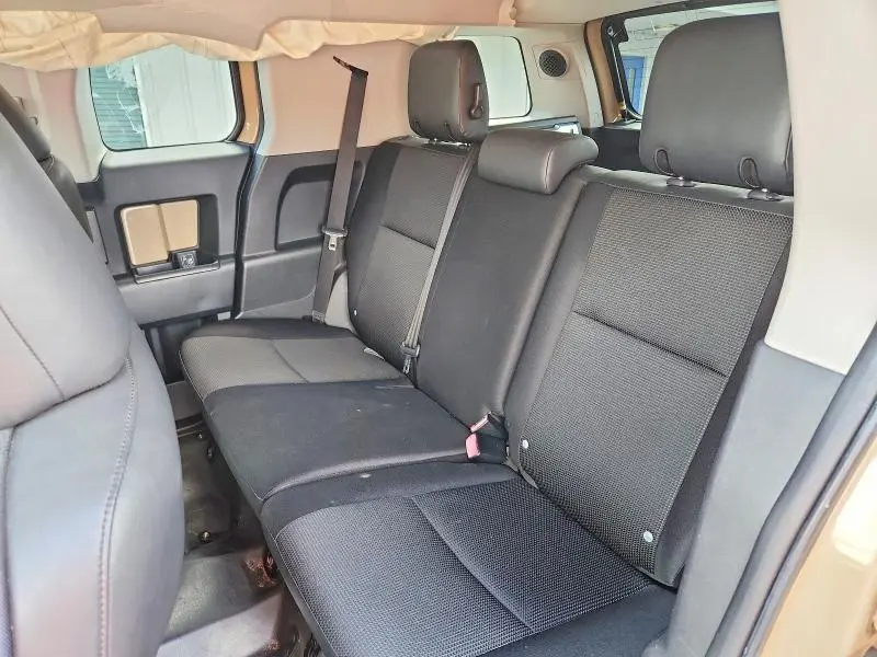 2012 TOYOTA FJ CRUISER BASE  