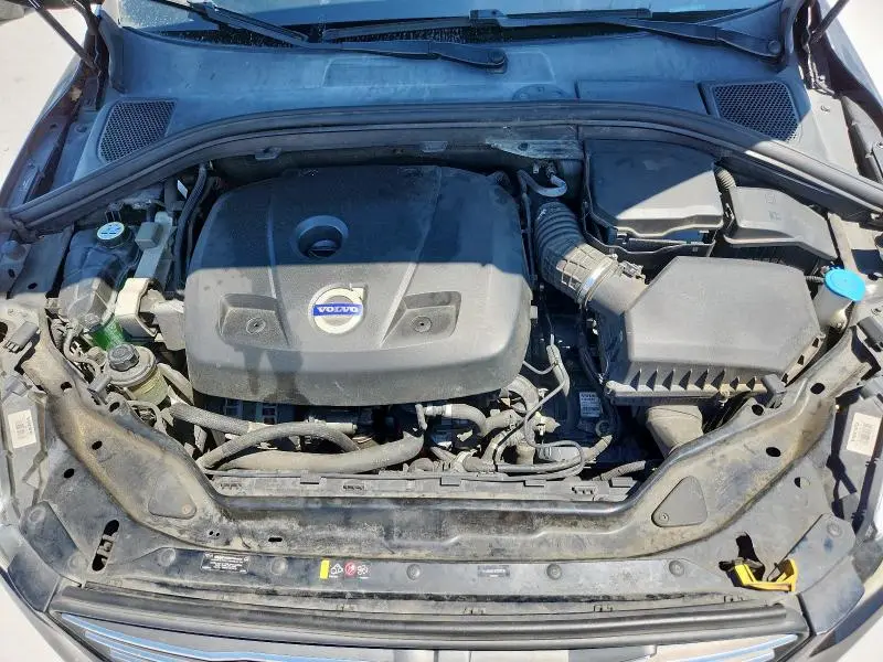 2015 VOLVO XC60 T6 PREMIER  