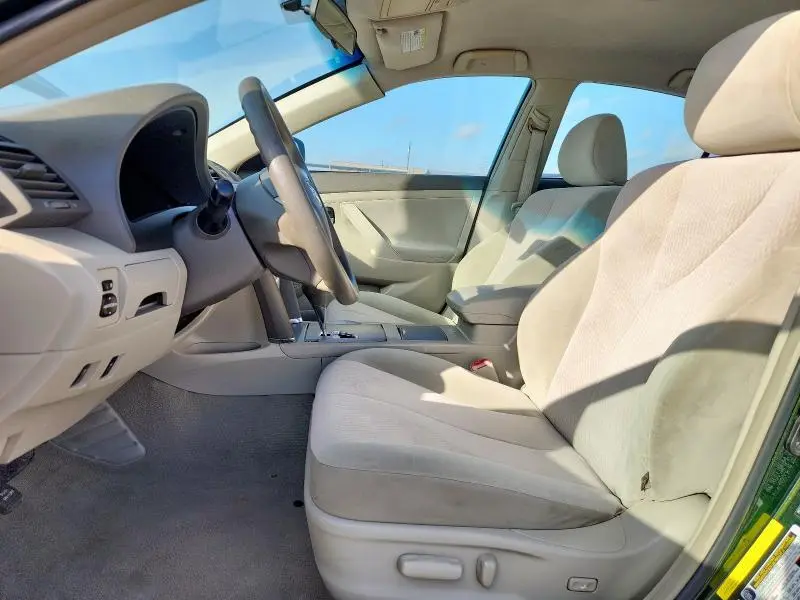 2011 TOYOTA CAMRY BASE  