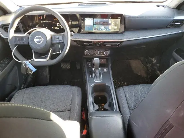 2025 NISSAN KICKS SV  