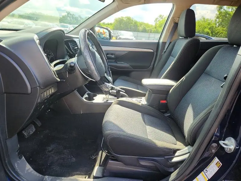 2016 MITSUBISHI OUTLANDER SE  